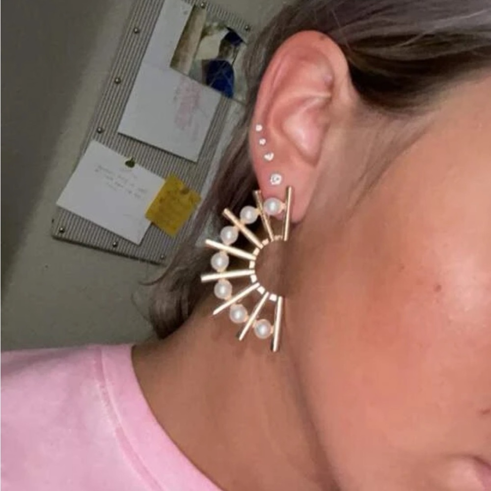Statement earrings - Picture 2 of 4